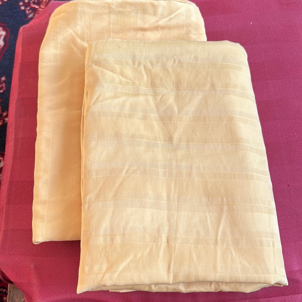 SFERRA 2 Pillow cases covers gold